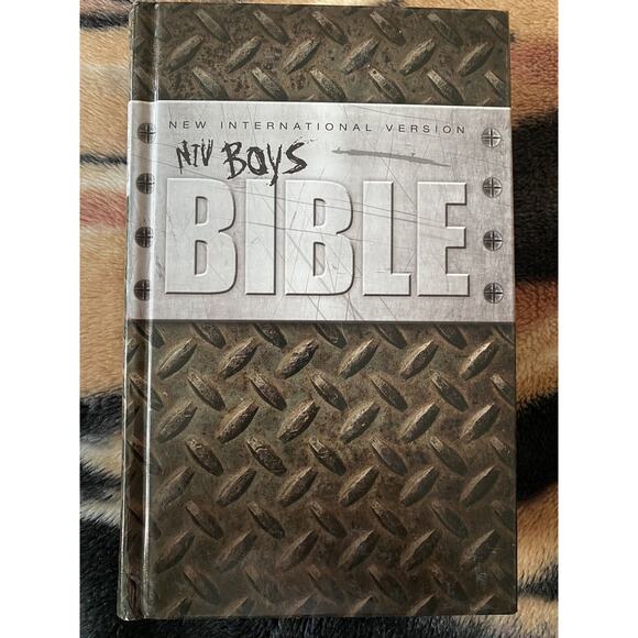 NIV Boys' Bible with studies by Zonderkidz (2011, Hardcover) READ - Picture 1 of 14
